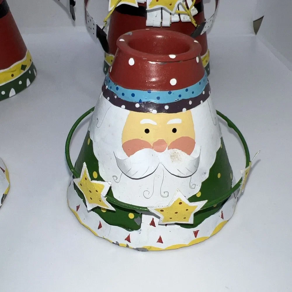 4 Vintage Christmas Cone-shaped Santa Metal Candle Holder Set Of‎ 4 w/Stars